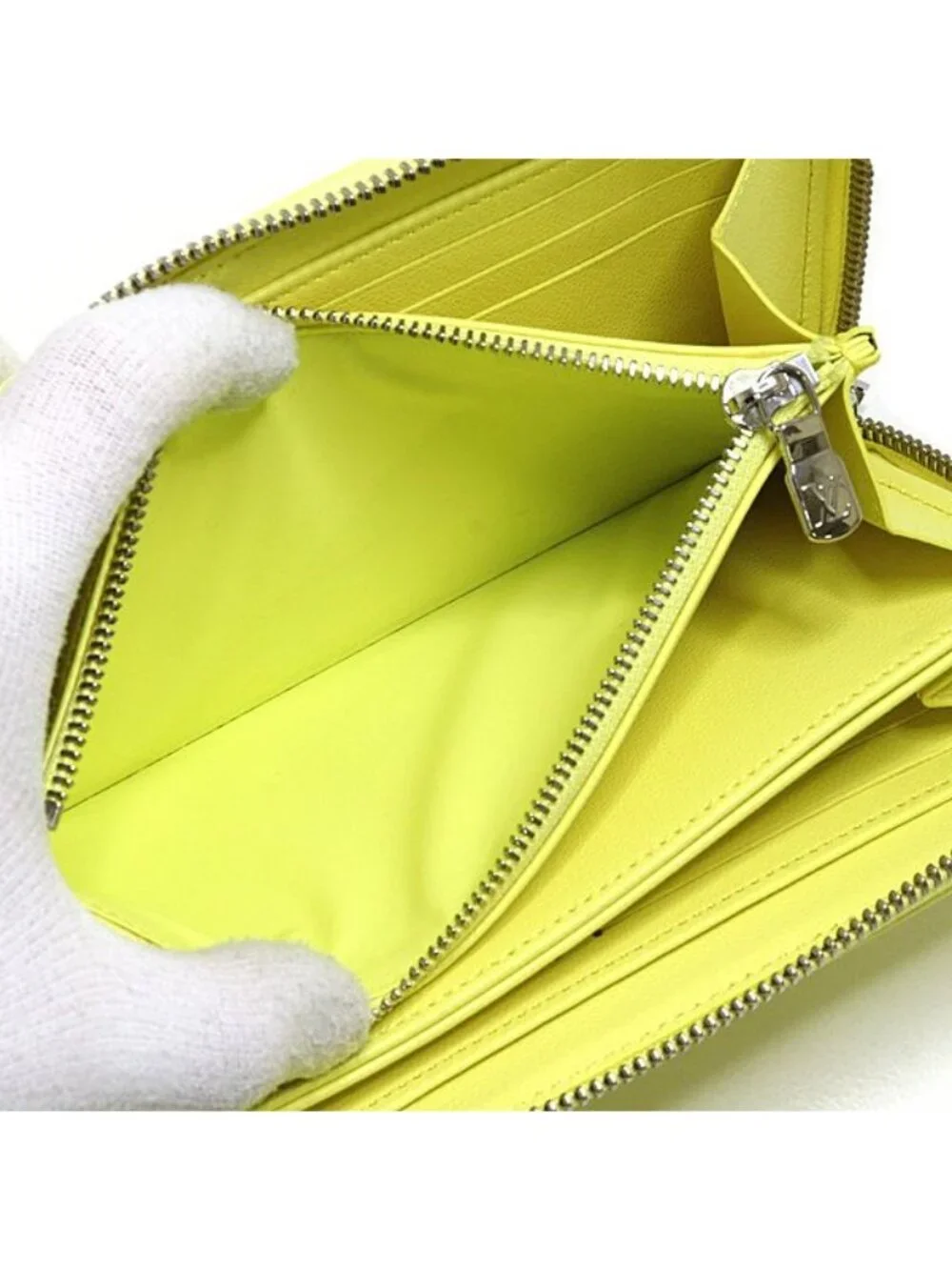 Louis Vuitton Zippy Wallet Coussin Lambskin Monogram Yellow